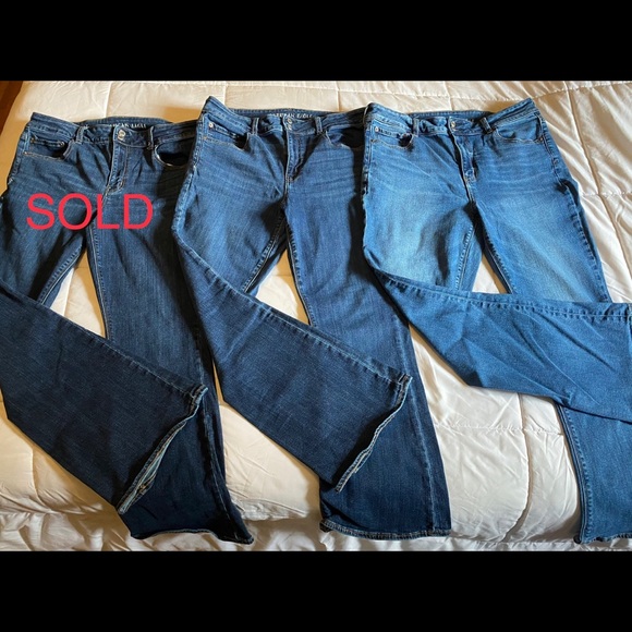 American Eagle Hi-Rise Artist Flare - Picture 1 of 4